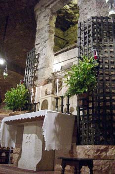 Tomb-of-St.-Francis